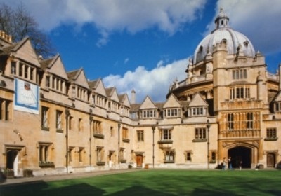 OISE Оксфорд фото